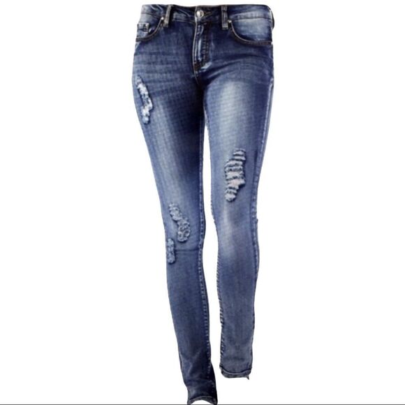 Mid Rise Skinny Jeans with Crystal Studs Back Pockets Embrodiered Accented - NEW - Picture 2 of 5